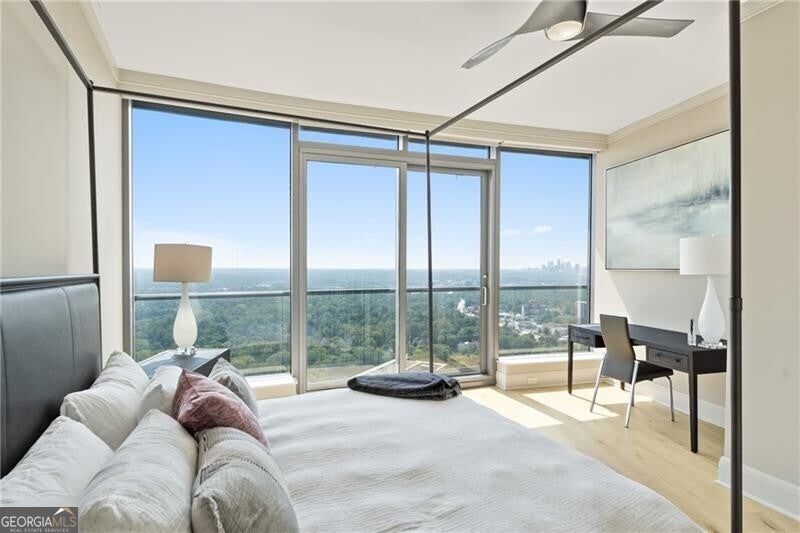 Atlanta, Georgia, 30326, United States, 2 Bedrooms Bedrooms, ,3 BathroomsBathrooms,Residential,Active,1945461