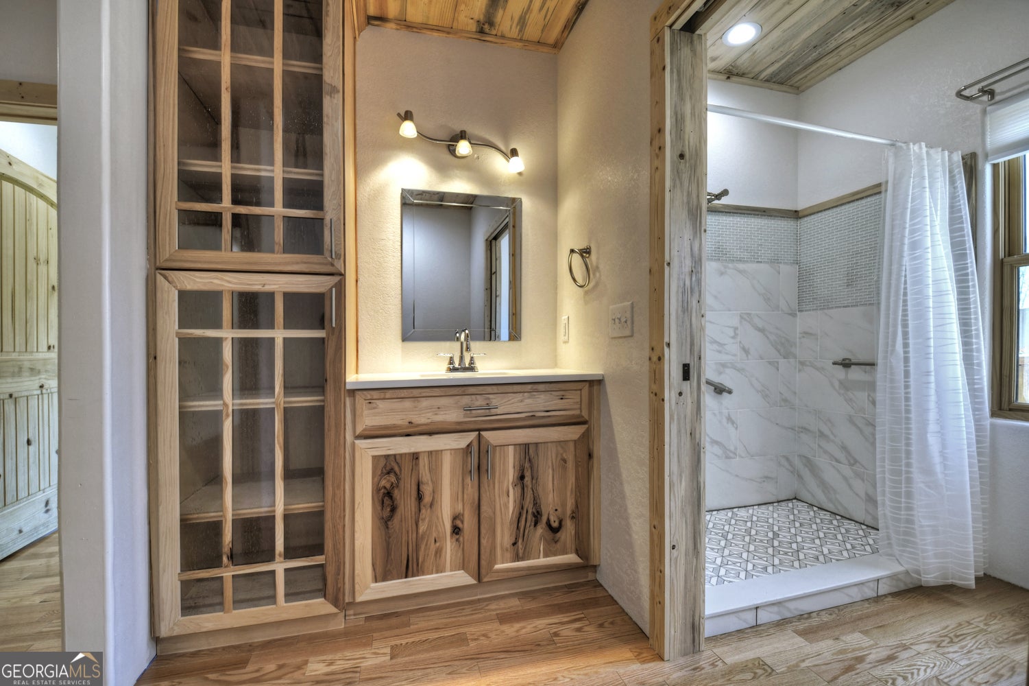 Morganton, Georgia, 30560, United States, 5 Bedrooms Bedrooms, ,3 BathroomsBathrooms,Residential,Active,1798022