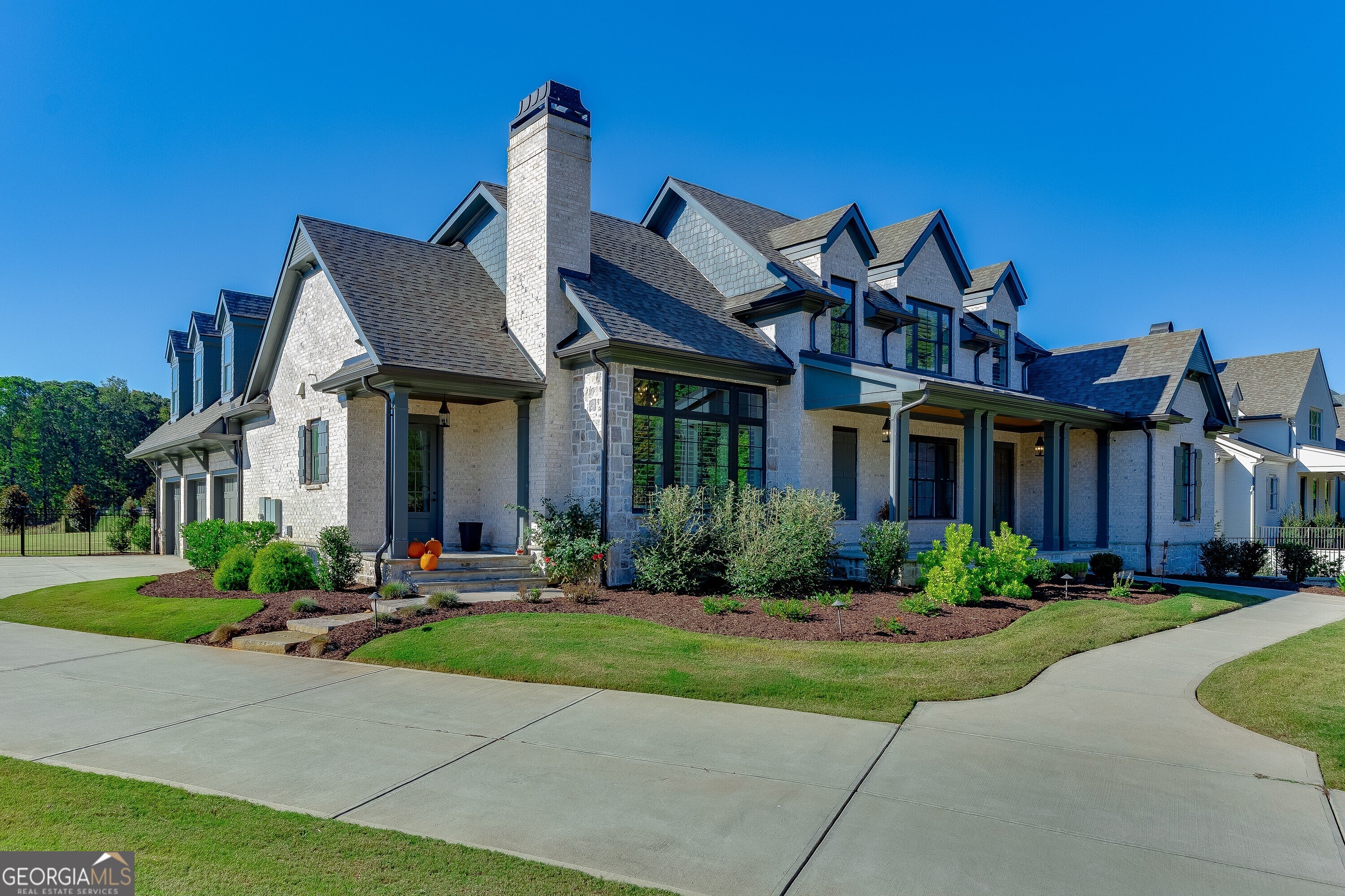 Flowery Branch, Georgia, 30542, United States, 4 Bedrooms Bedrooms, ,6 BathroomsBathrooms,Residential,Active,1999906