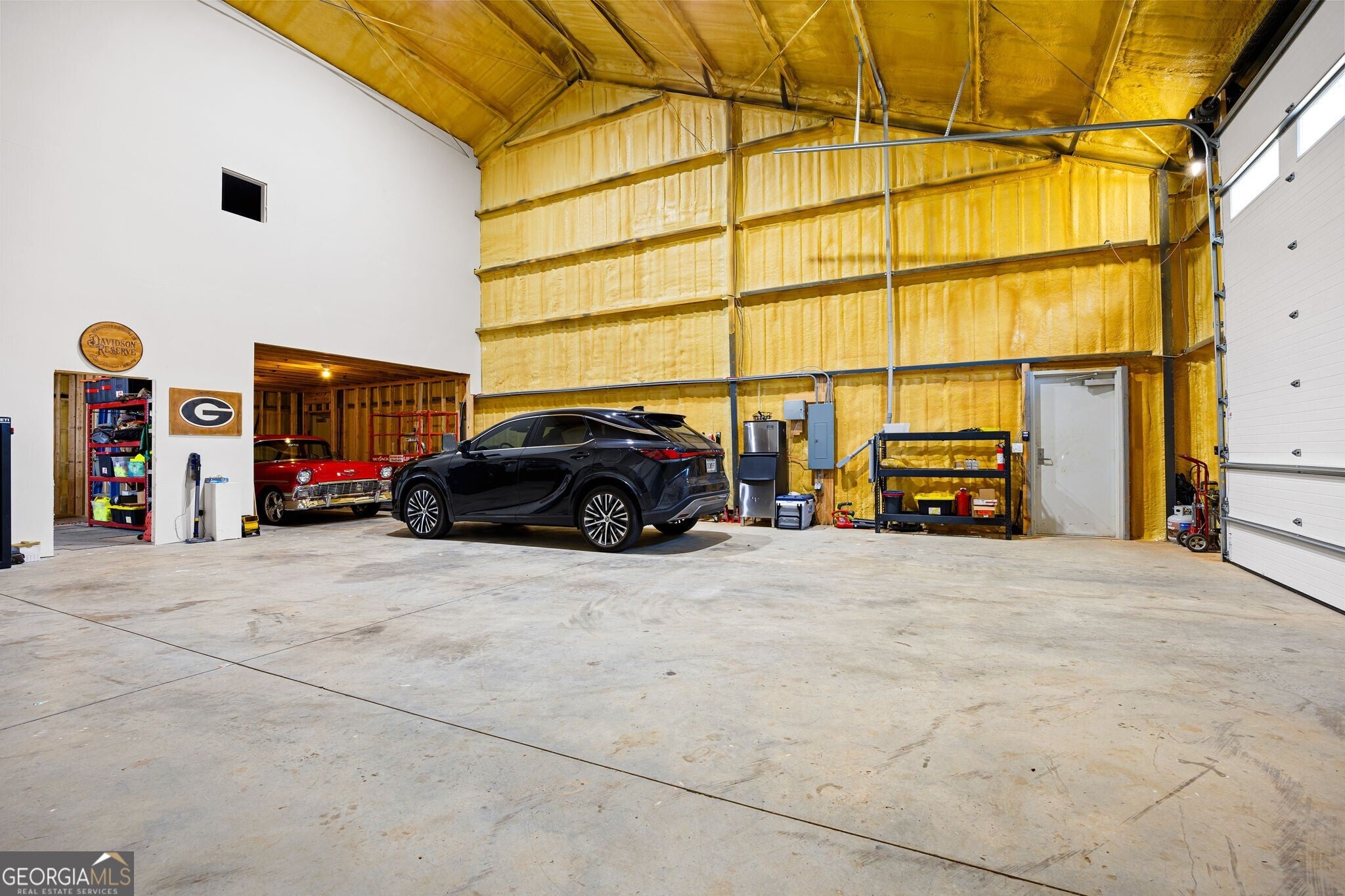 Rydal, Georgia, 30171, United States, 5 Bedrooms Bedrooms, ,5 BathroomsBathrooms,Residential,Active,1987251