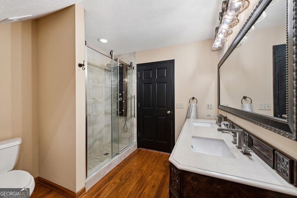 Ellijay, Georgia, 30536, United States, 4 Bedrooms Bedrooms, ,3 BathroomsBathrooms,Residential,Active,1863308