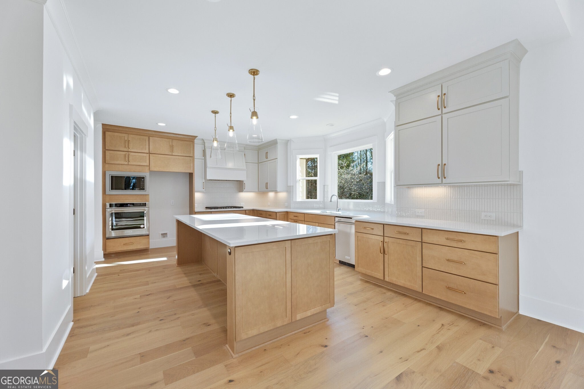 Cumming, Georgia, 30041, United States, 4 Bedrooms Bedrooms, ,5 BathroomsBathrooms,Residential,Active,1967121