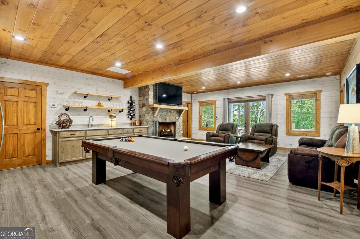 Morganton, Georgia, 30560, United States, 4 Bedrooms Bedrooms, ,4 BathroomsBathrooms,Residential,Active,1853343