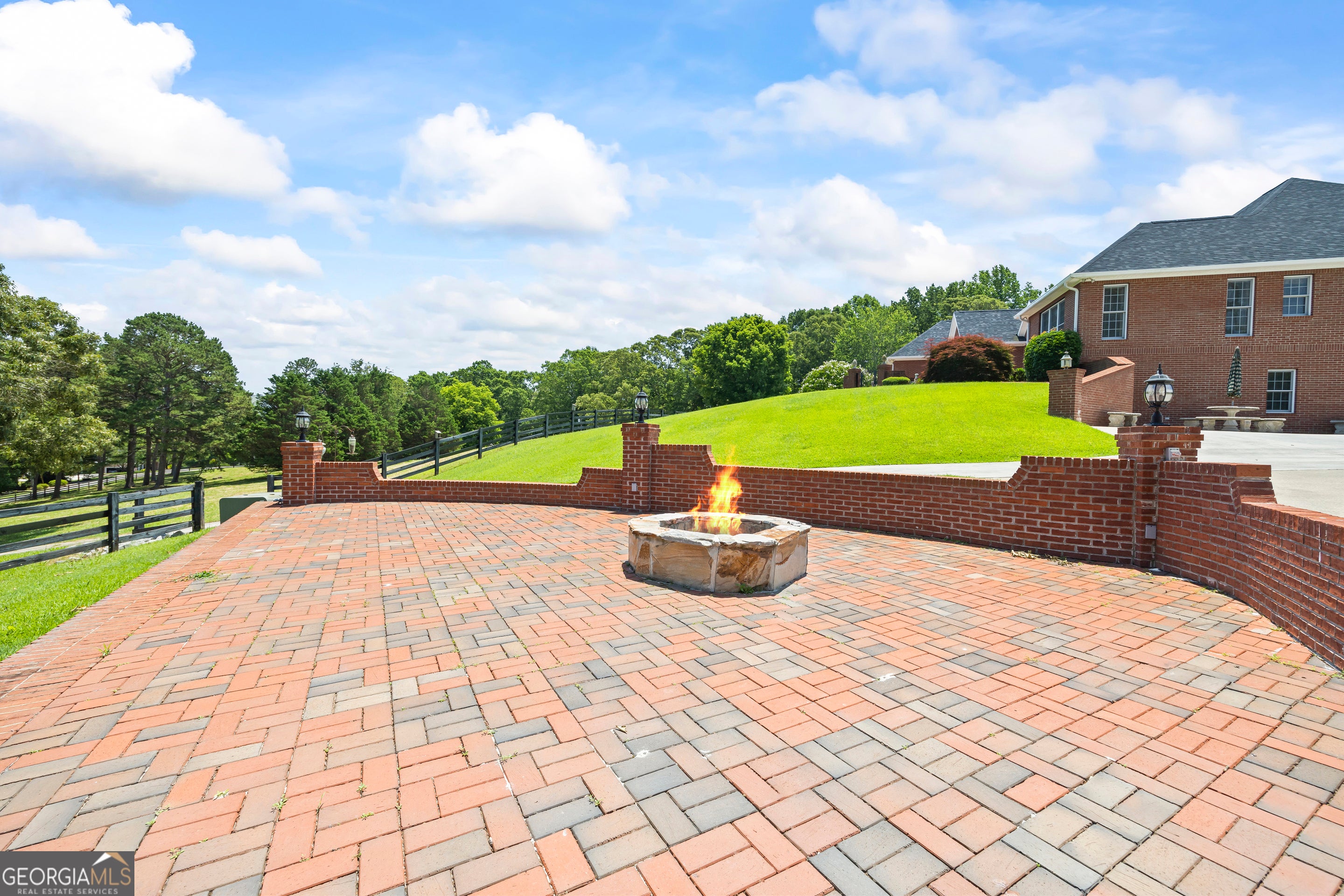 Lavonia, Georgia, 30553, United States, 5 Bedrooms Bedrooms, ,5 BathroomsBathrooms,Residential,Active,1862896