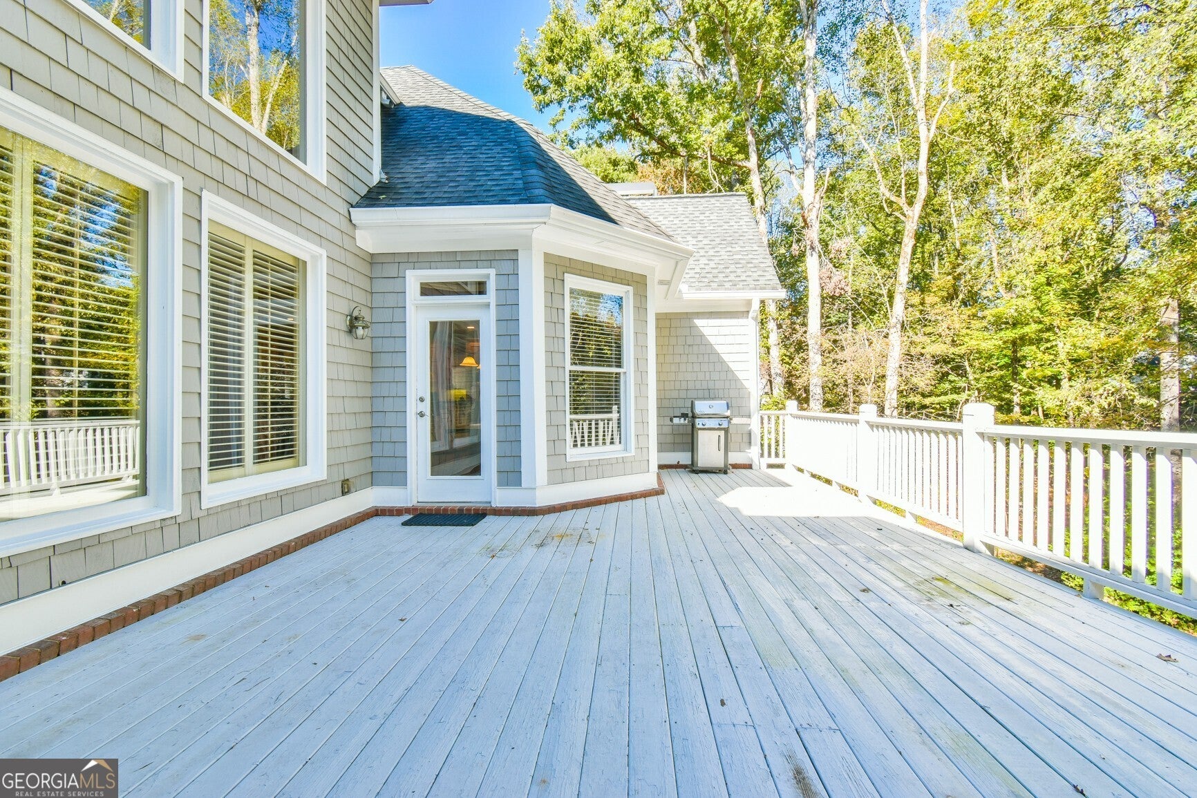 Suwanee, Georgia, 30024, United States, 5 Bedrooms Bedrooms, ,5 BathroomsBathrooms,Residential,Active,1970927