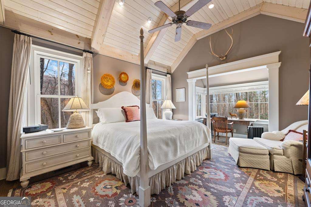 Murphy, North Carolina, 28906, United States, 5 Bedrooms Bedrooms, ,6 BathroomsBathrooms,Residential,Active,2001080