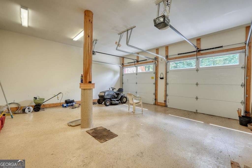 Blairsville, Georgia, 30512, United States, 4 Bedrooms Bedrooms, ,6 BathroomsBathrooms,Residential,Active,1936094