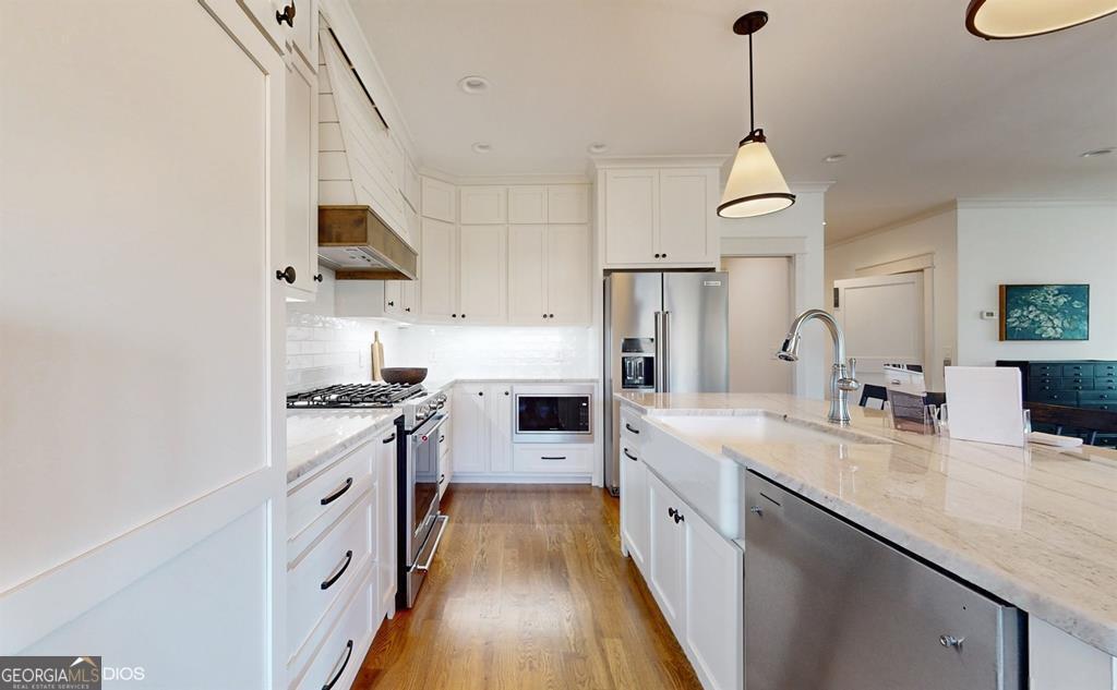 Hiawassee, Georgia, 30546, United States, 4 Bedrooms Bedrooms, ,5 BathroomsBathrooms,Residential,Active,1899226