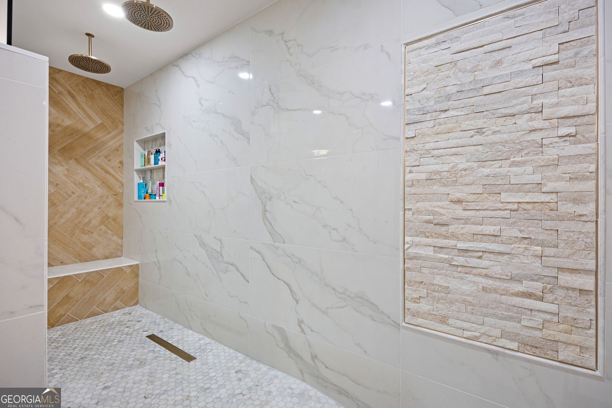 Rydal, Georgia, 30171, United States, 5 Bedrooms Bedrooms, ,5 BathroomsBathrooms,Residential,Active,1987251