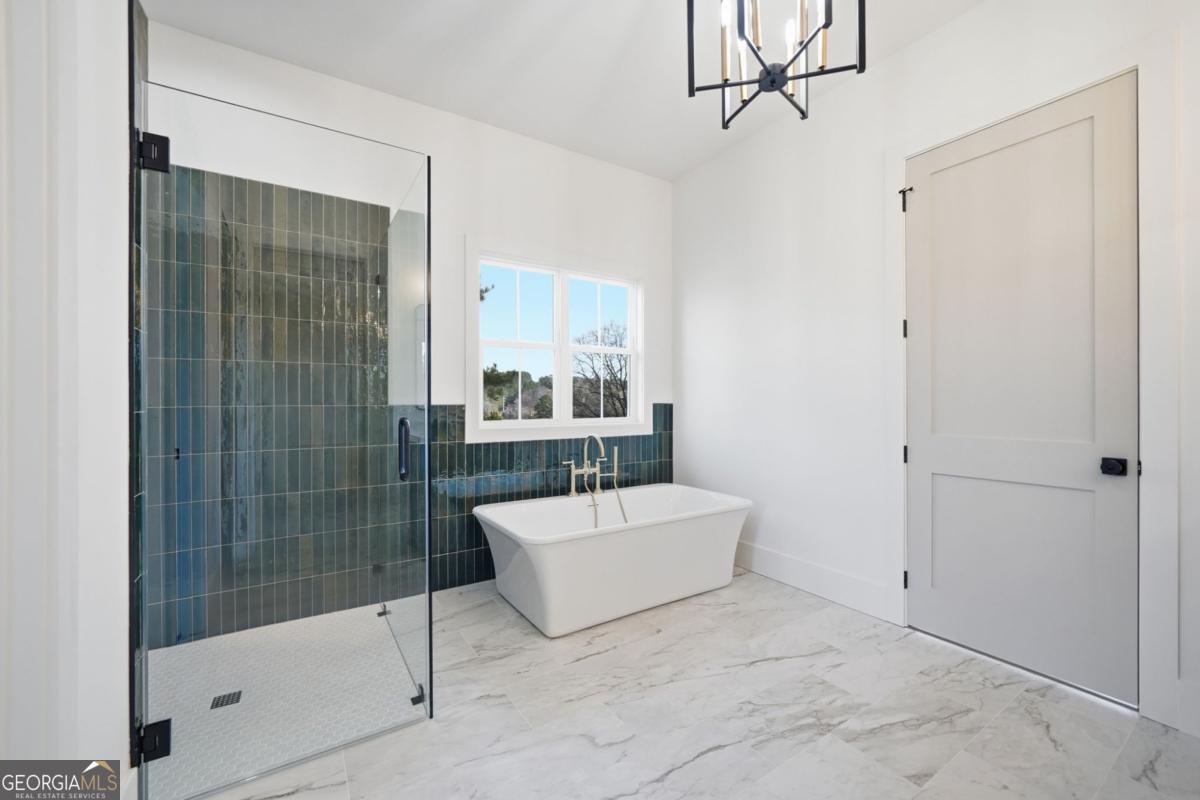 Canton, Georgia, 30115, United States, 5 Bedrooms Bedrooms, ,4 BathroomsBathrooms,Residential,Active,2002329