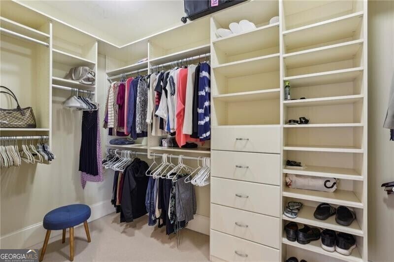 Atlanta, Georgia, 30339, United States, 2 Bedrooms Bedrooms, ,3 BathroomsBathrooms,Residential,Active,1914618