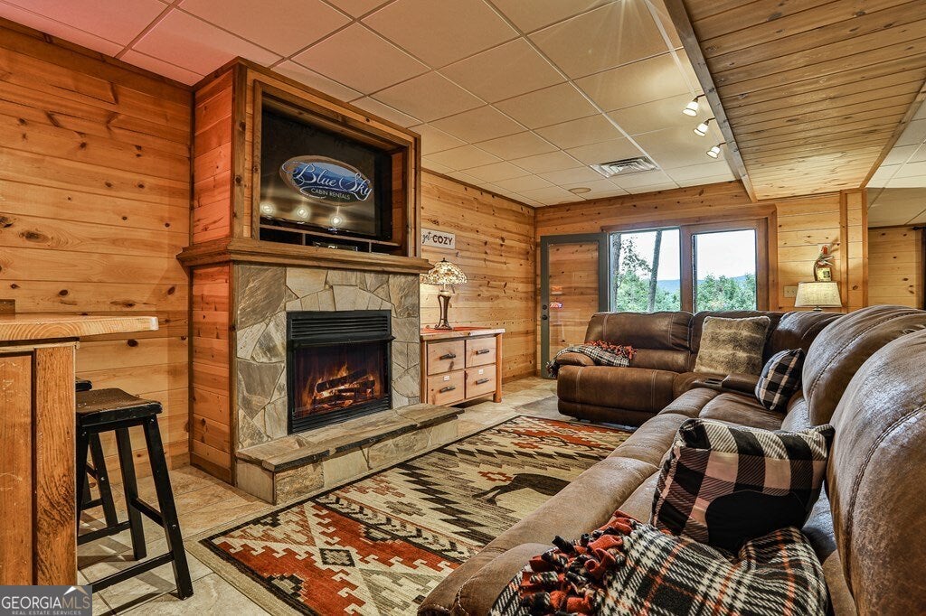 Blue Ridge, Georgia, 30513, United States, 4 Bedrooms Bedrooms, ,4 BathroomsBathrooms,Residential,Active,2010546