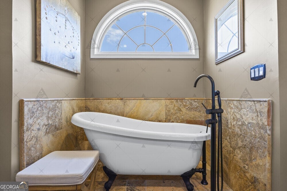 Monroe, Georgia, 30656, United States, 3 Bedrooms Bedrooms, ,5 BathroomsBathrooms,Residential,Active,1995252