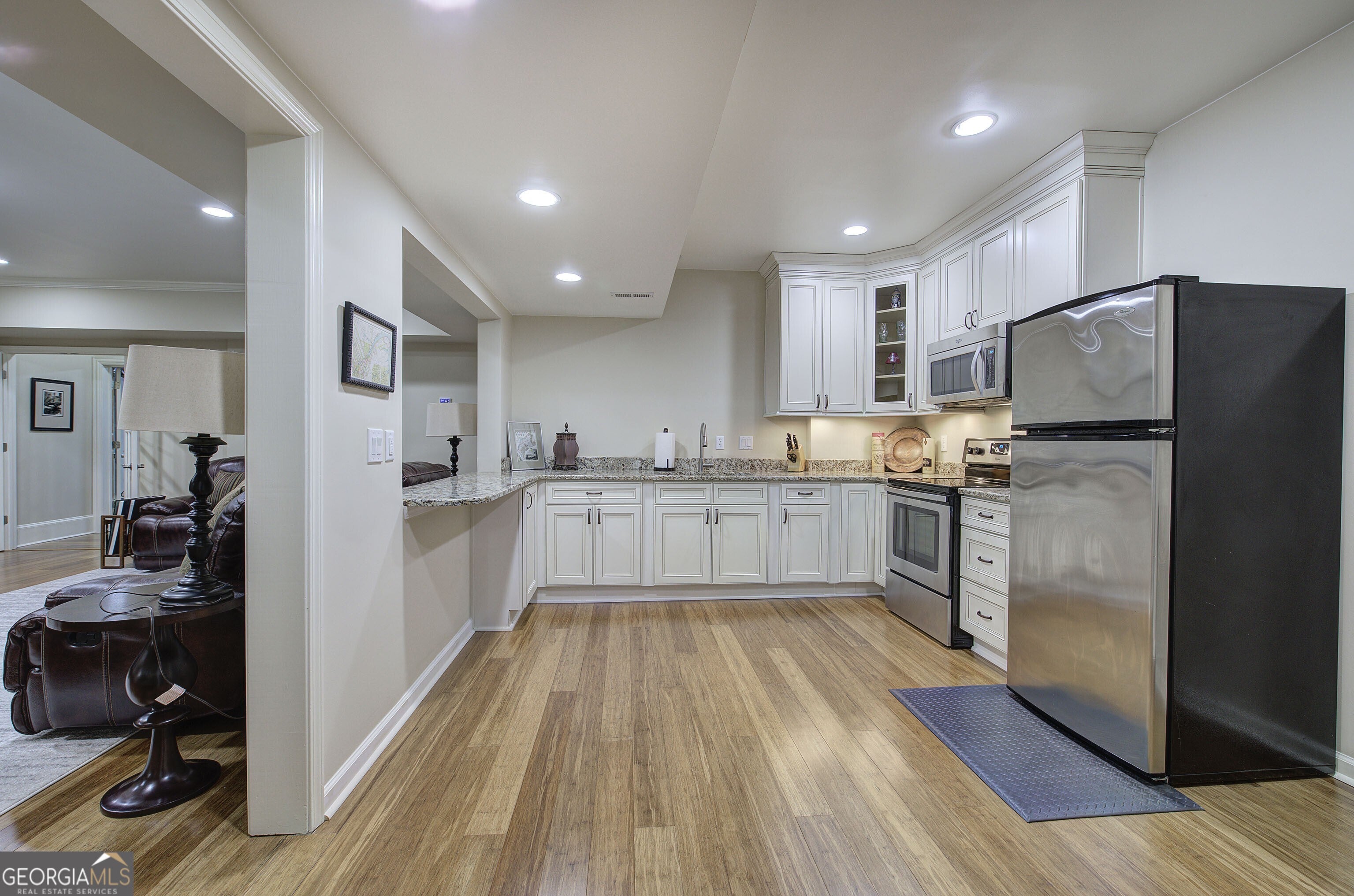 Kennesaw, Georgia, 30152, United States, 6 Bedrooms Bedrooms, ,7 BathroomsBathrooms,Residential,Active,1967313