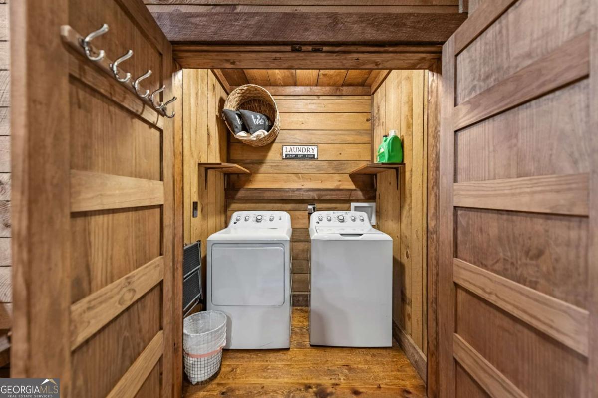 Blue Ridge, Georgia, 30513, United States, 3 Bedrooms Bedrooms, ,5 BathroomsBathrooms,Residential,Active,1973533