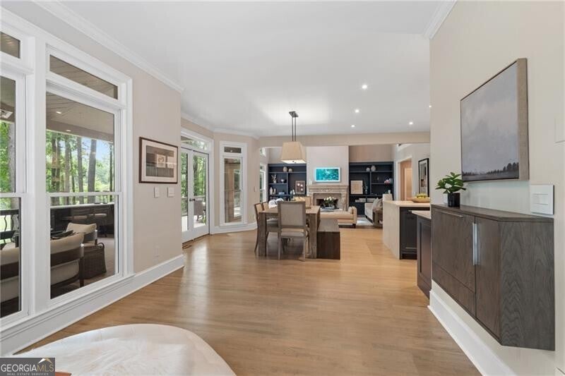 Johns Creek, Georgia, 30022, United States, 6 Bedrooms Bedrooms, ,5 BathroomsBathrooms,Residential,Active,1943817