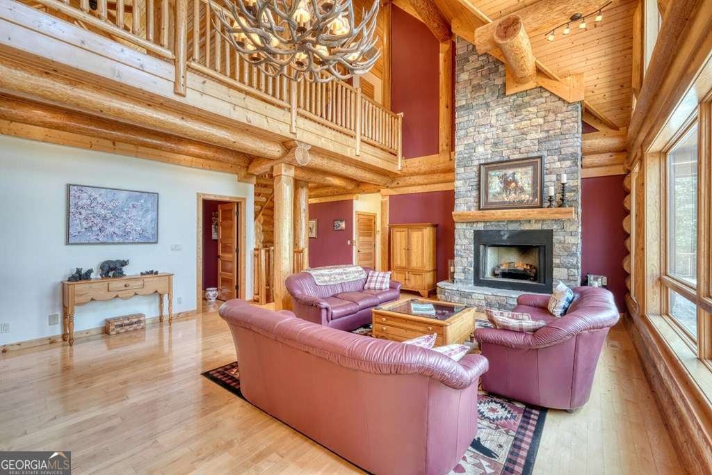 Blairsville, Georgia, 30512, United States, 4 Bedrooms Bedrooms, ,6 BathroomsBathrooms,Residential,Active,1936094