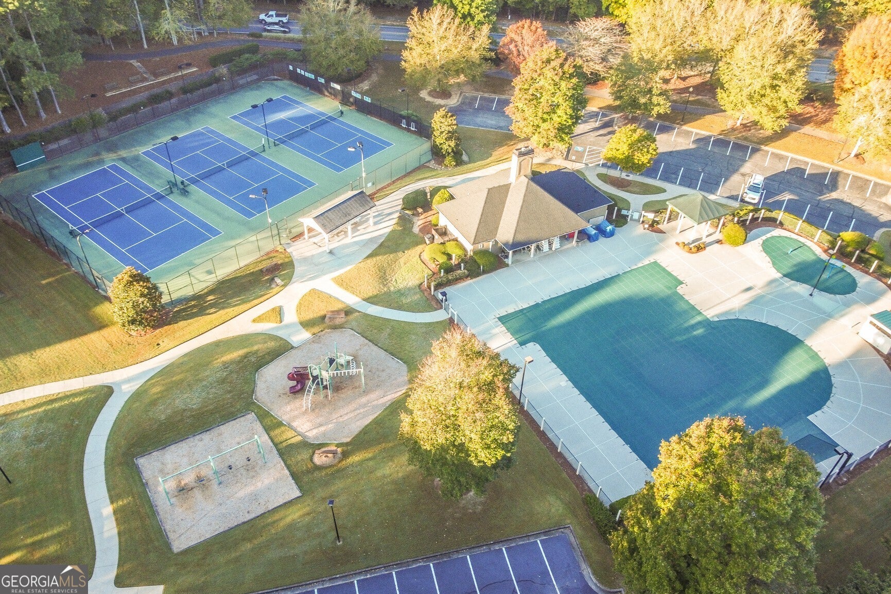 Suwanee, Georgia, 30024, United States, 5 Bedrooms Bedrooms, ,5 BathroomsBathrooms,Residential,Active,1970927