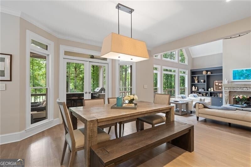 Johns Creek, Georgia, 30022, United States, 6 Bedrooms Bedrooms, ,5 BathroomsBathrooms,Residential,Active,1943817
