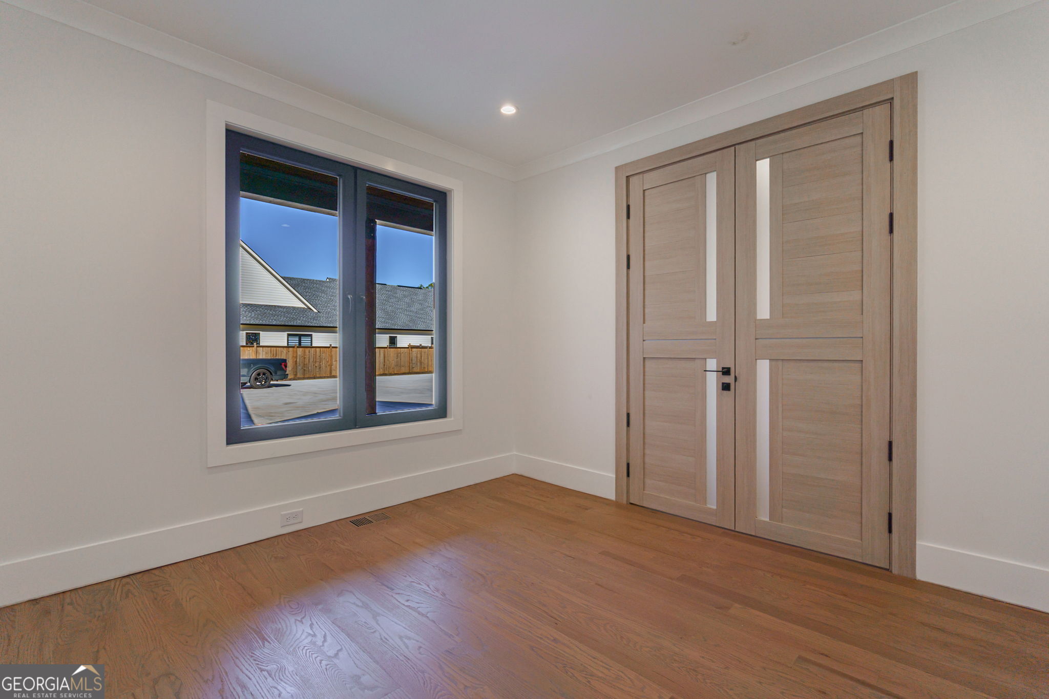 Cumming, Georgia, 30041, United States, 4 Bedrooms Bedrooms, ,4 BathroomsBathrooms,Residential,Active,1969675