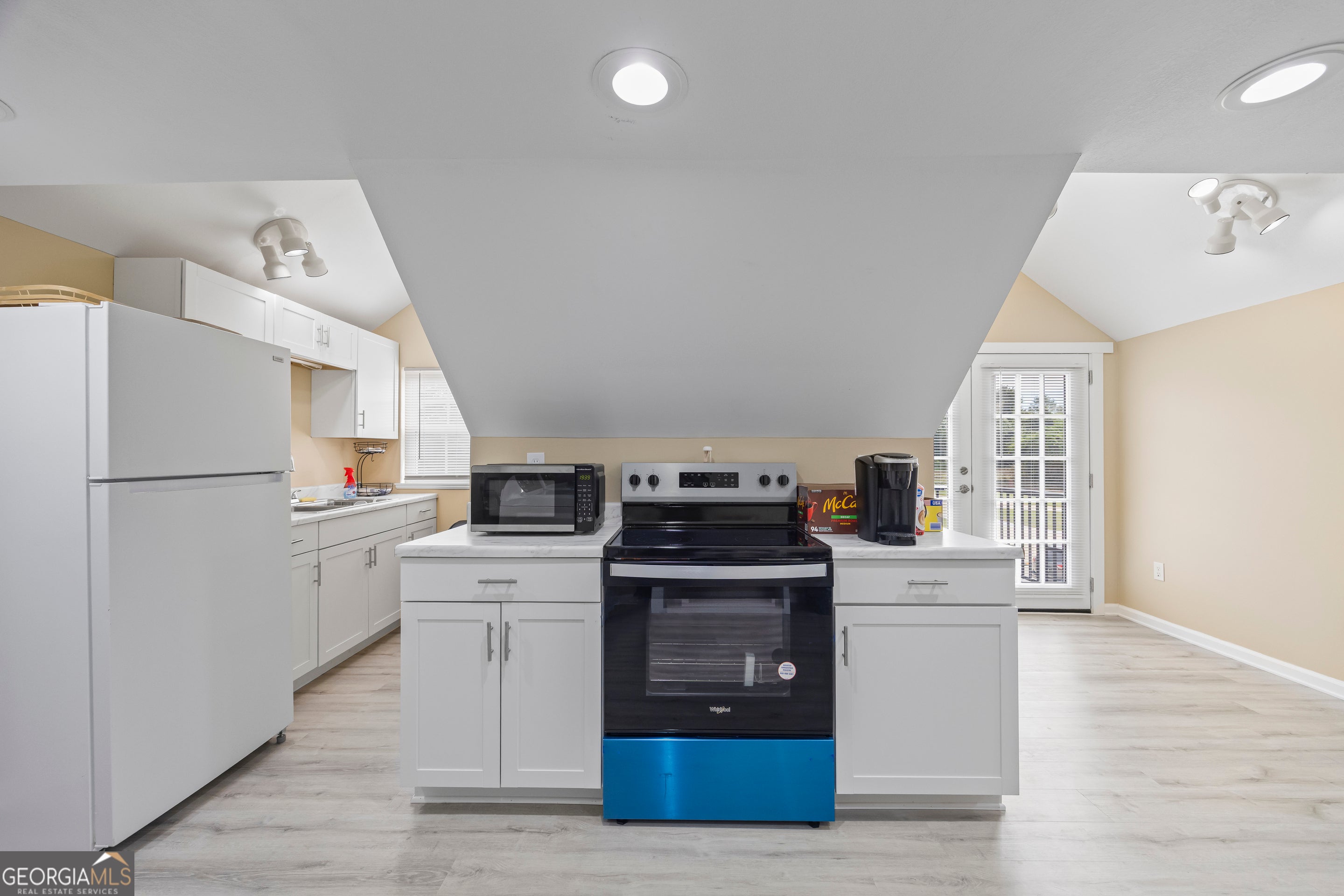 Martin, Georgia, 30557, United States, 6 Bedrooms Bedrooms, ,5 BathroomsBathrooms,Residential,Active,1964253