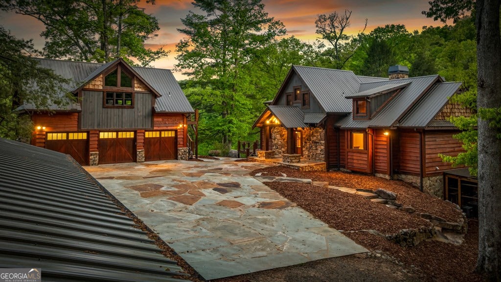 Cherry Log, Georgia, 30522, United States, 5 Bedrooms Bedrooms, ,5 BathroomsBathrooms,Residential,Active,2045694
