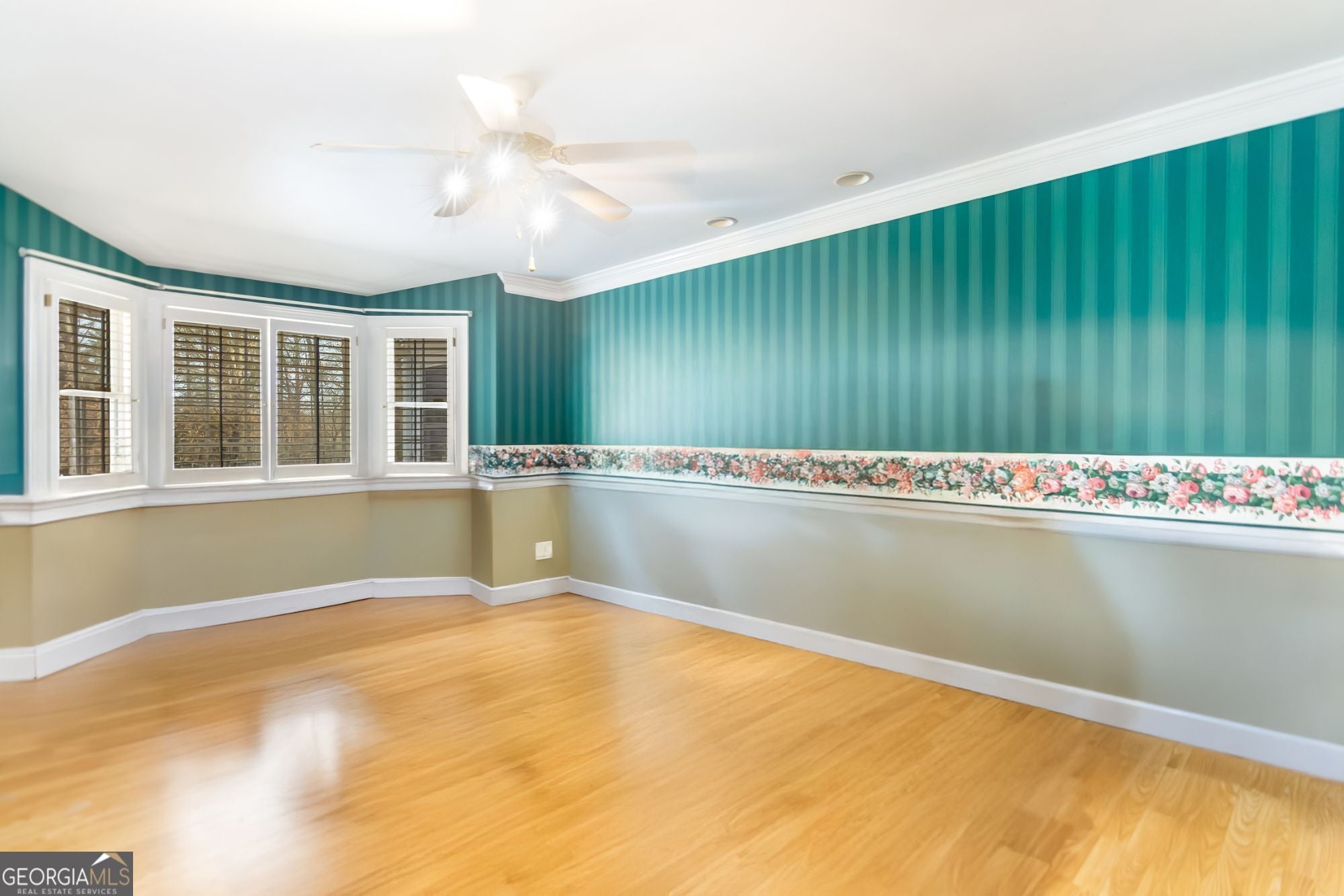 Blairsville, Georgia, 30512, United States, ,4 BathroomsBathrooms,Residential,Active,1704083