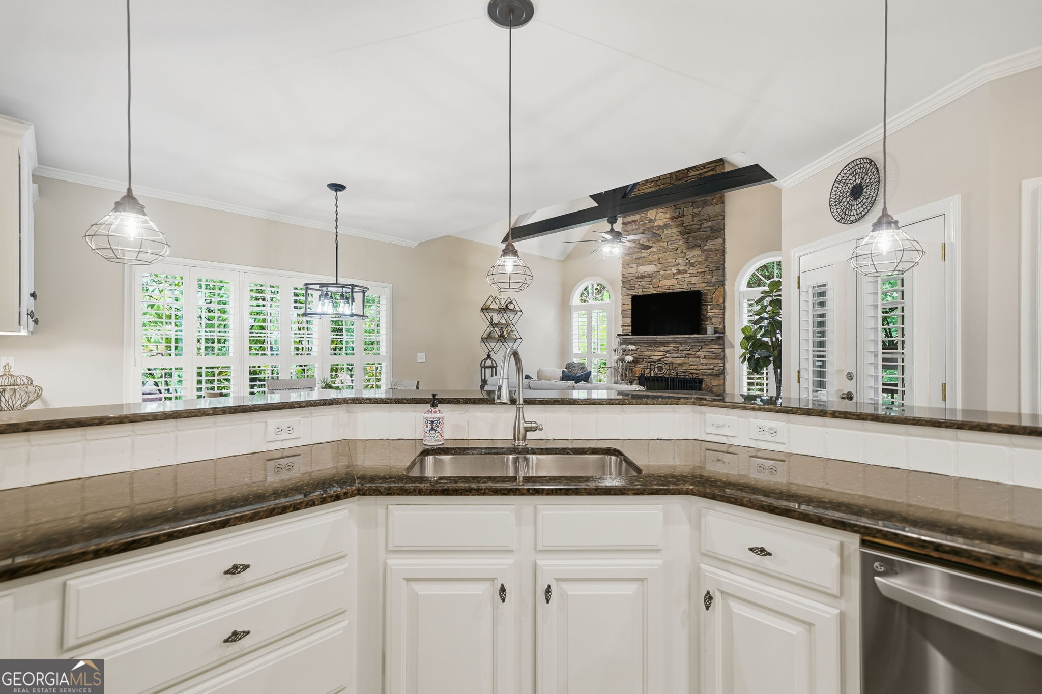 Canton, Georgia, 30114, United States, 6 Bedrooms Bedrooms, ,5 BathroomsBathrooms,Residential,Active,1972140