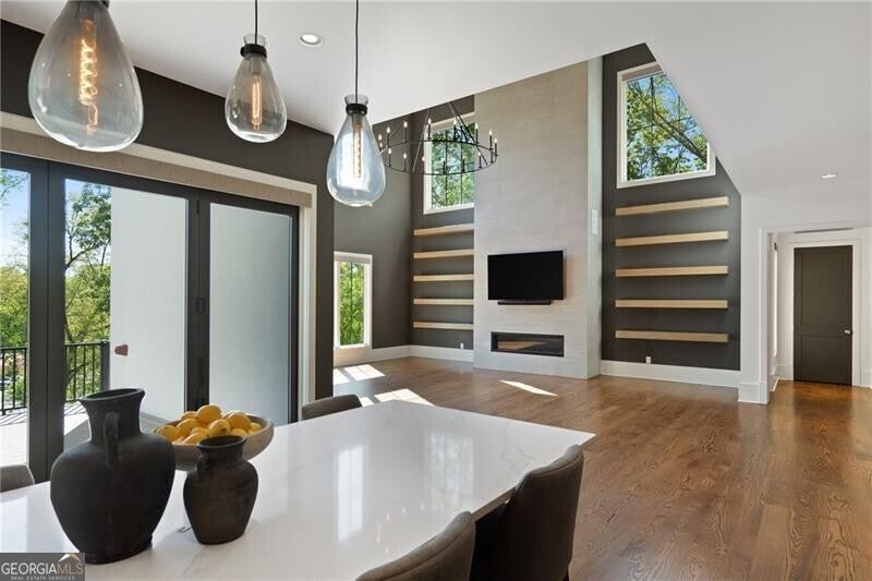 Johns Creek, Georgia, 30022, United States, ,6 BathroomsBathrooms,Residential,Active,1799393