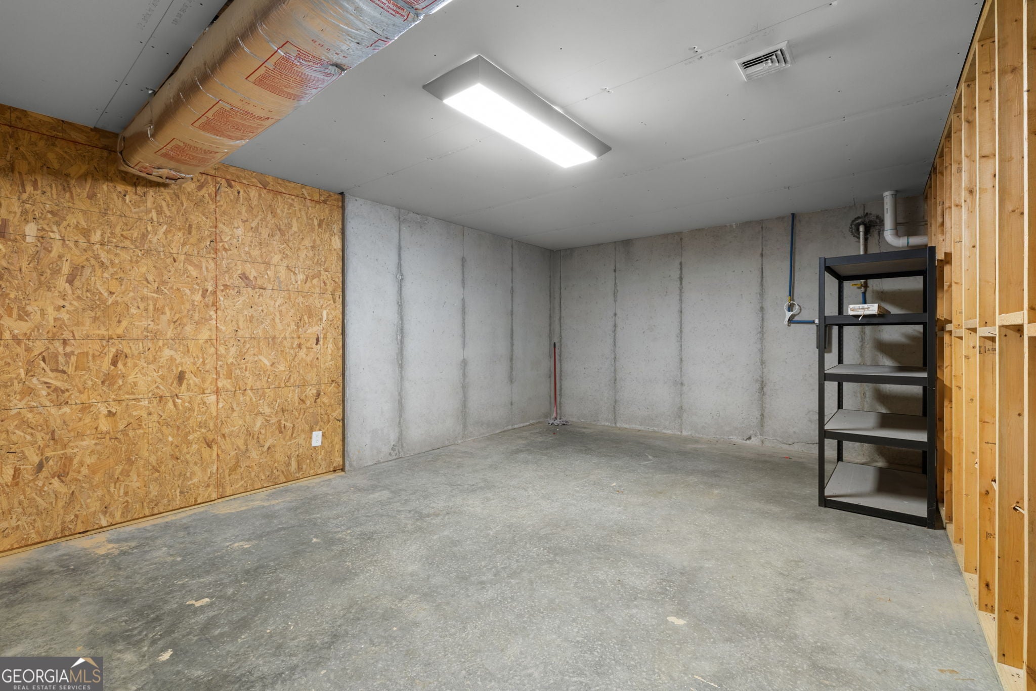 Clarkesville, Georgia, 30523, United States, 3 Bedrooms Bedrooms, ,4 BathroomsBathrooms,Residential,Active,2007020