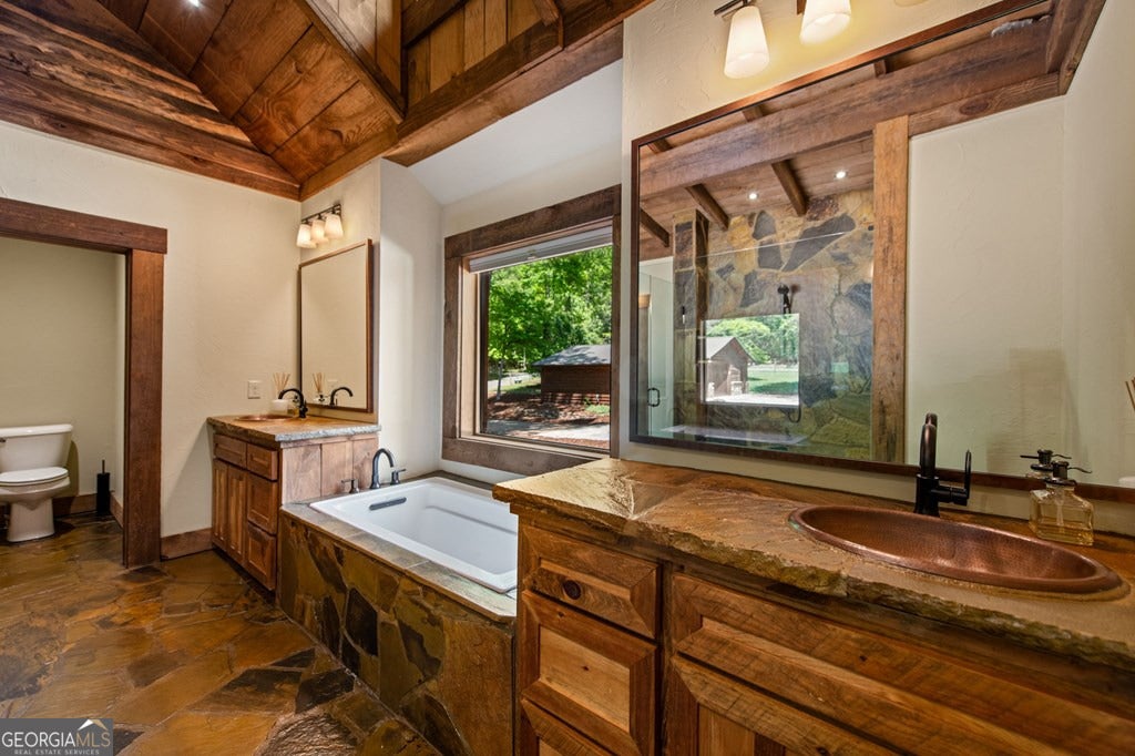 Cherry Log, Georgia, 30522, United States, 5 Bedrooms Bedrooms, ,5 BathroomsBathrooms,Residential,Active,2045694