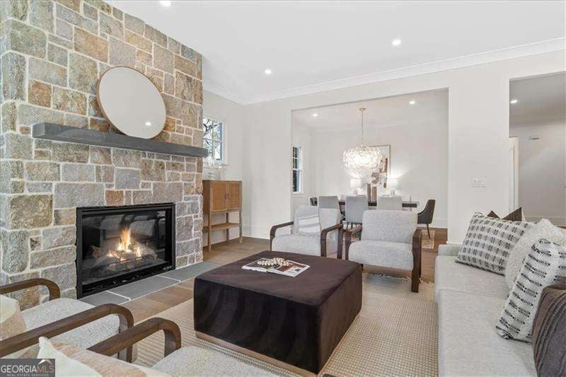 Atlanta, Georgia, 30309, United States, ,5 BathroomsBathrooms,Residential,Active,1869107