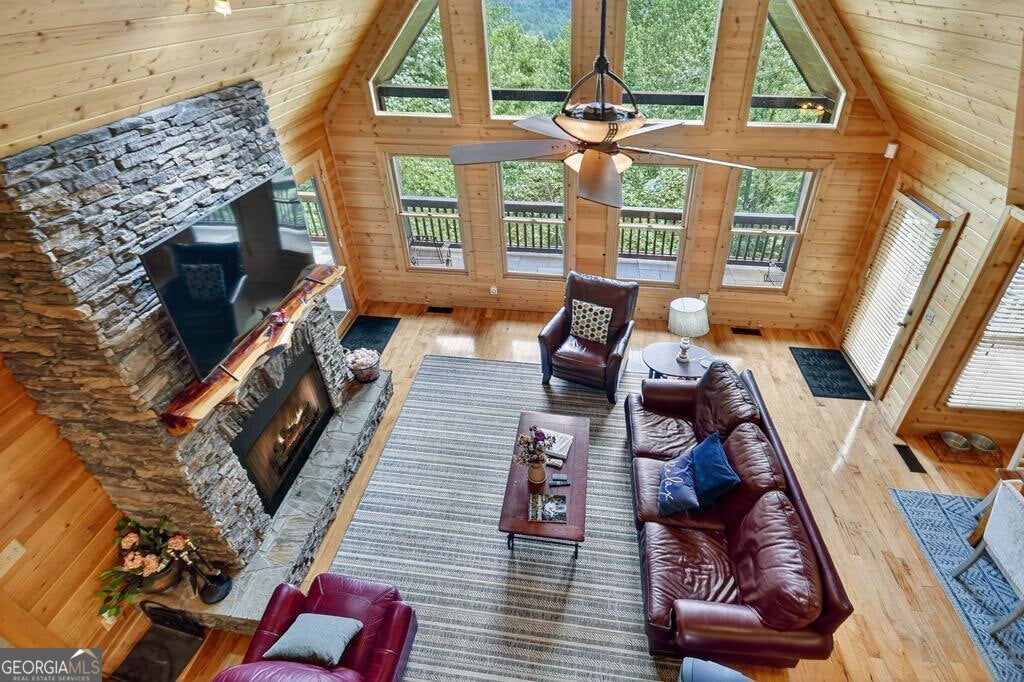 Blue Ridge, Georgia, 30513, United States, 4 Bedrooms Bedrooms, ,4 BathroomsBathrooms,Residential,Active,1877829