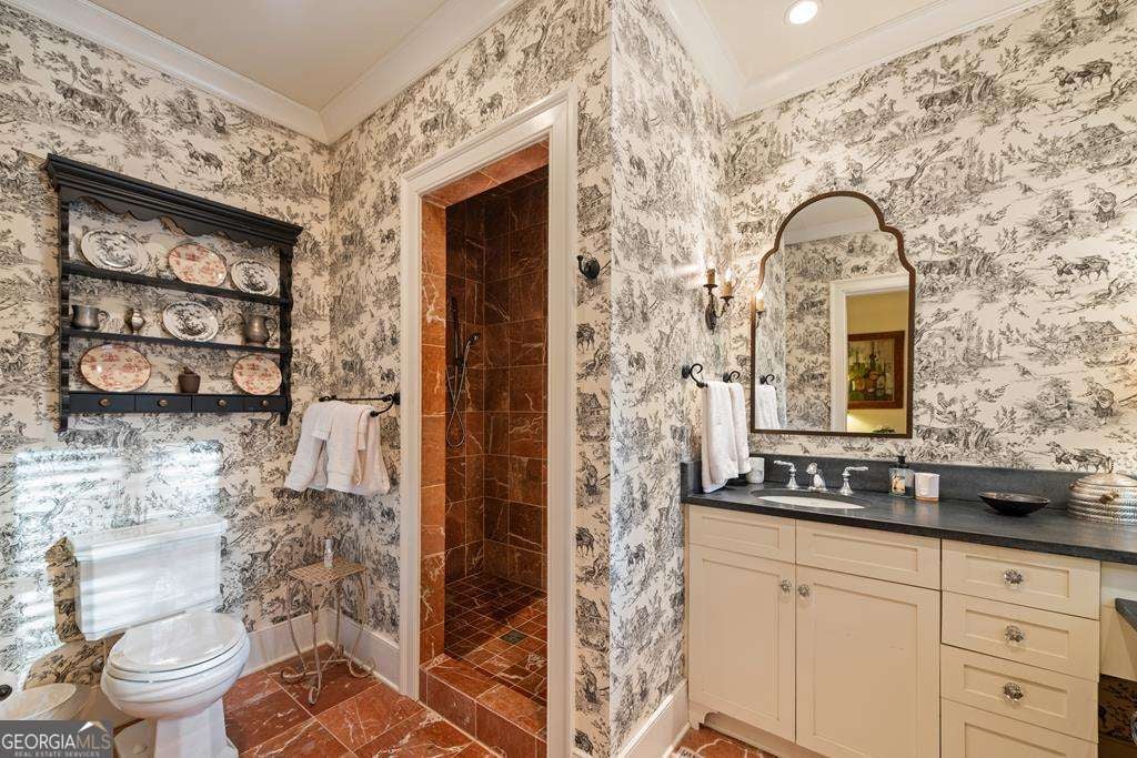 Murphy, North Carolina, 28906, United States, 5 Bedrooms Bedrooms, ,6 BathroomsBathrooms,Residential,Active,2001080