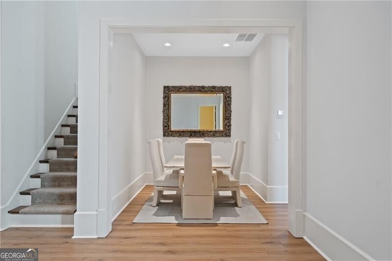 Johns Creek, Georgia, 30022, United States, ,6 BathroomsBathrooms,Residential,Active,1799393