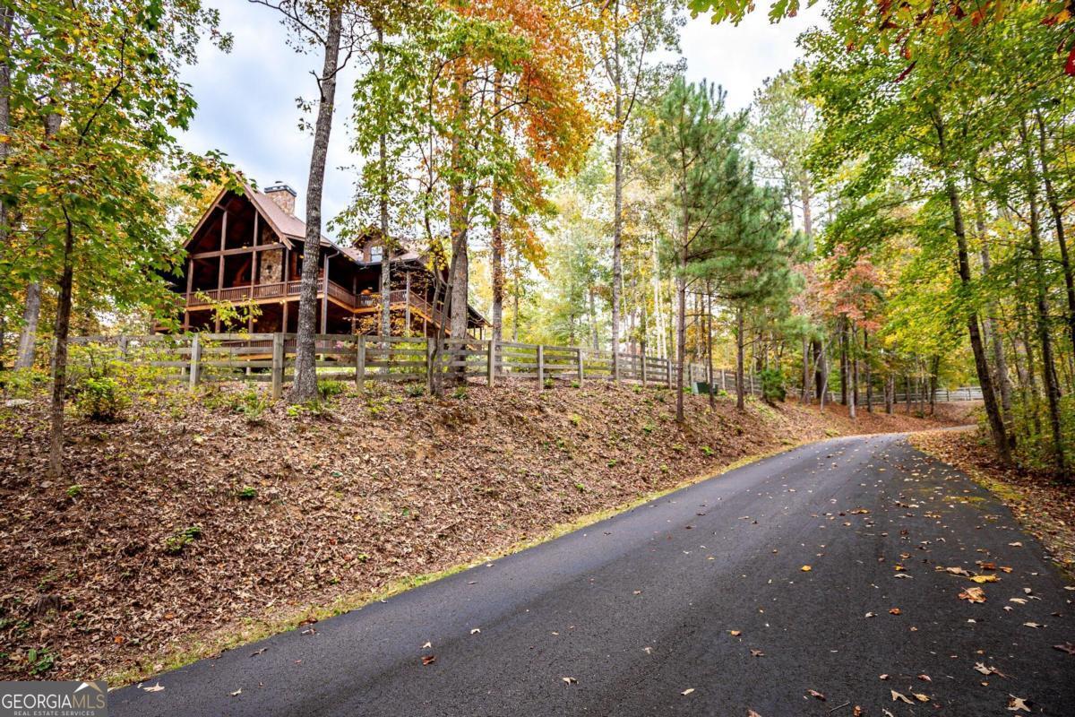 Talking Rock, Georgia, 30175, United States, 5 Bedrooms Bedrooms, ,5 BathroomsBathrooms,Residential,Active,1914617
