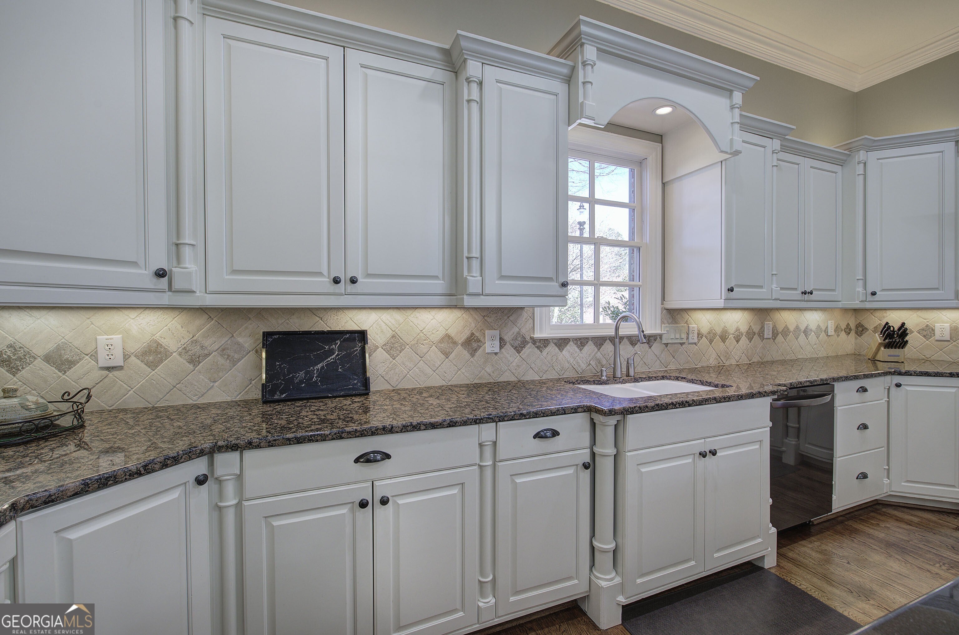 Kennesaw, Georgia, 30152, United States, 6 Bedrooms Bedrooms, ,7 BathroomsBathrooms,Residential,Active,1967313