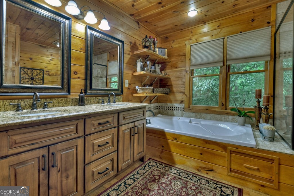 Morganton, Georgia, 30560, United States, 4 Bedrooms Bedrooms, ,6 BathroomsBathrooms,Residential,Active,1945076