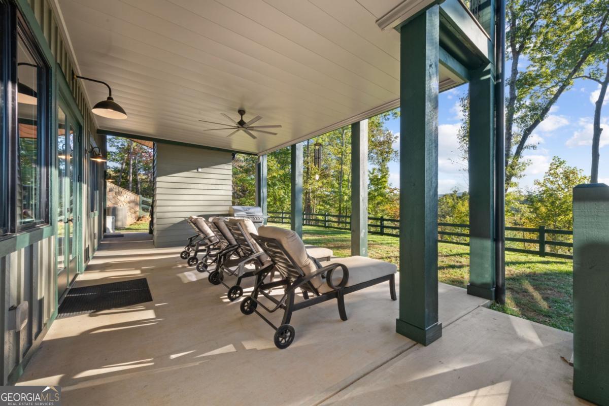 Ellijay, Georgia, 30536, United States, 3 Bedrooms Bedrooms, ,4 BathroomsBathrooms,Residential,Active,1968415