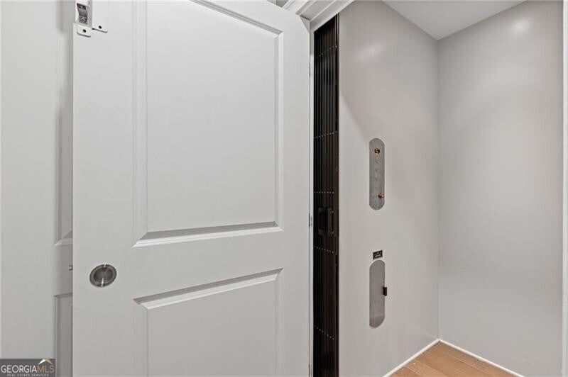 Atlanta, Georgia, 30308, United States, 3 Bedrooms Bedrooms, ,4 BathroomsBathrooms,Residential,Active,1969678