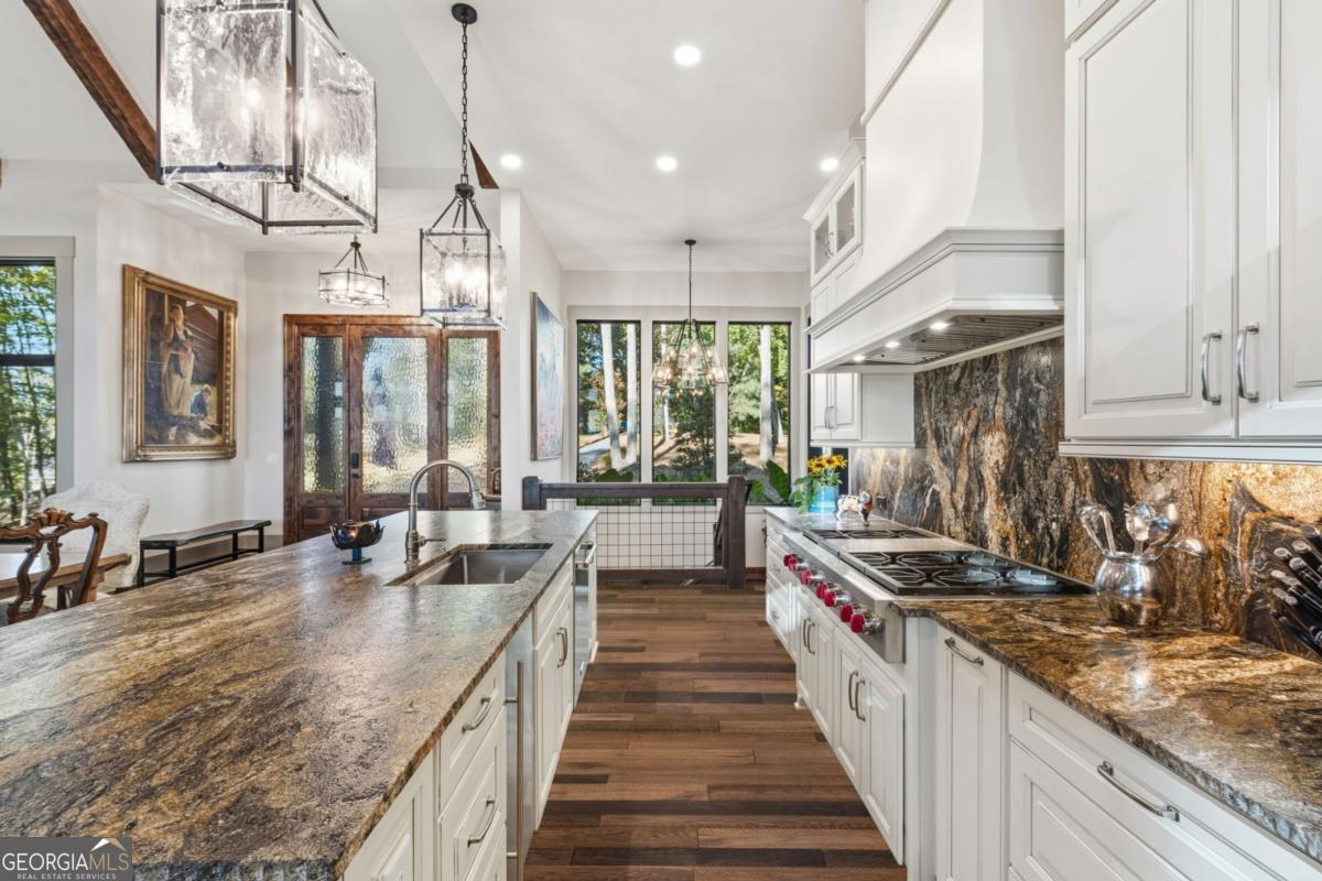 Ellijay, Georgia, 30536, United States, 3 Bedrooms Bedrooms, ,4 BathroomsBathrooms,Residential,Active,1968415