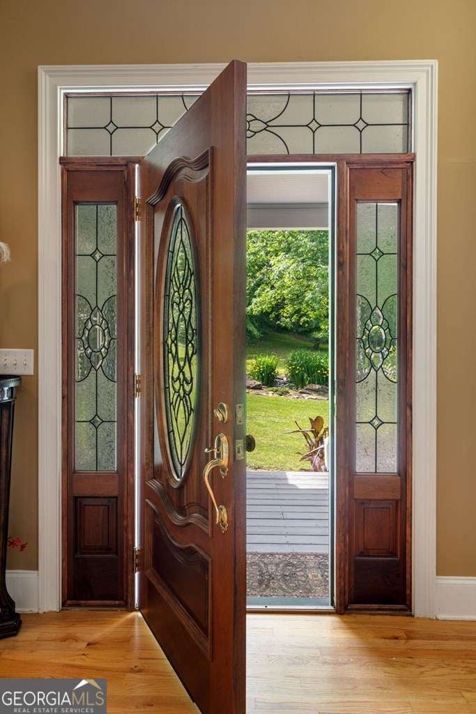 Ellijay, Georgia, 30536, United States, 3 Bedrooms Bedrooms, ,3 BathroomsBathrooms,Residential,Active,1953428