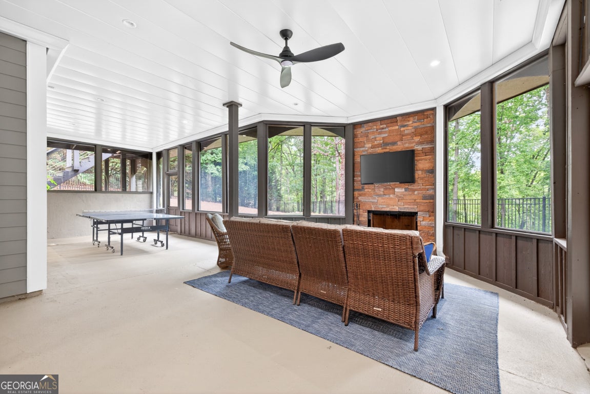 Gainesville, Georgia, 30506, United States, 5 Bedrooms Bedrooms, ,5 BathroomsBathrooms,Residential,Active,2044585