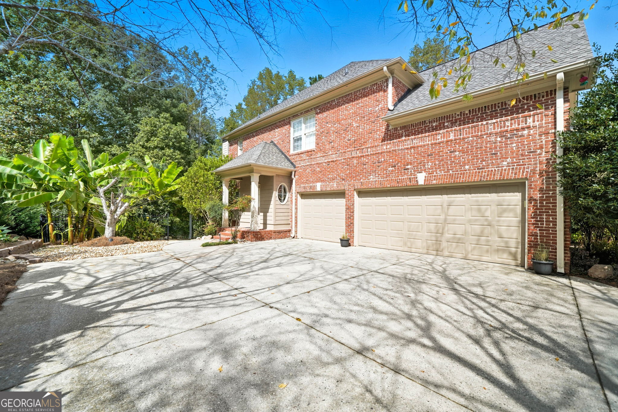 Canton, Georgia, 30114, United States, 6 Bedrooms Bedrooms, ,5 BathroomsBathrooms,Residential,Active,1972140