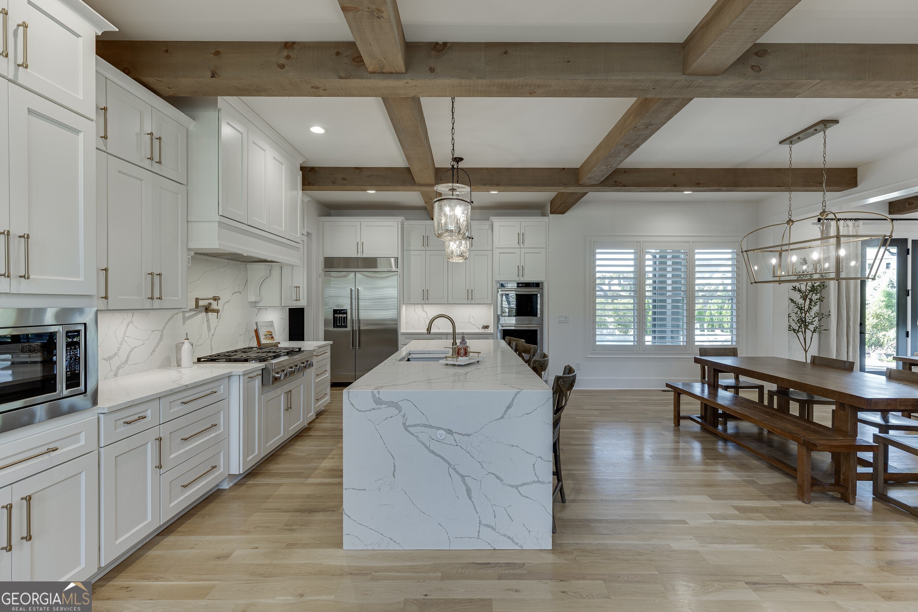 Flowery Branch, Georgia, 30542, United States, 4 Bedrooms Bedrooms, ,6 BathroomsBathrooms,Residential,Active,1999906