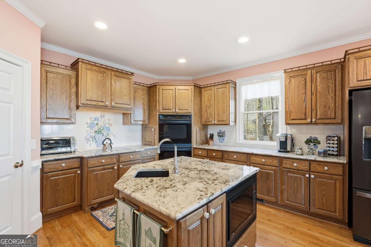 Big Canoe, Georgia, 30143, United States, 4 Bedrooms Bedrooms, ,5 BathroomsBathrooms,Residential,Active,2010164