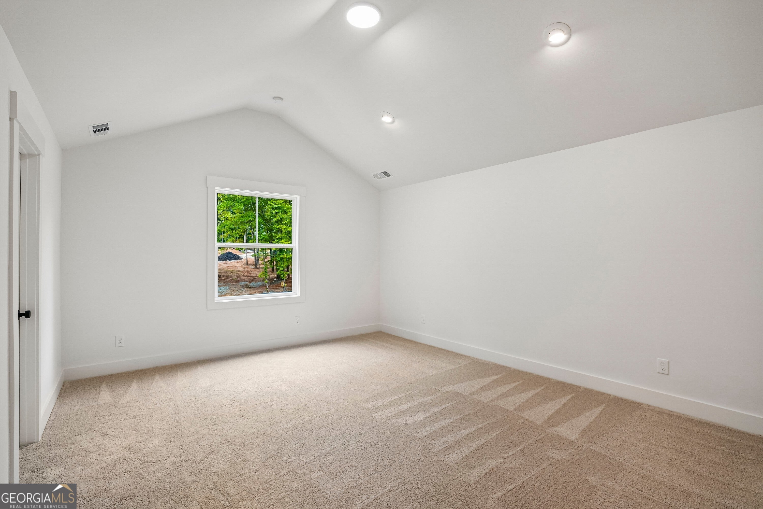 Cumming, Georgia, 30041, United States, 4 Bedrooms Bedrooms, ,5 BathroomsBathrooms,Residential,Active,2020513