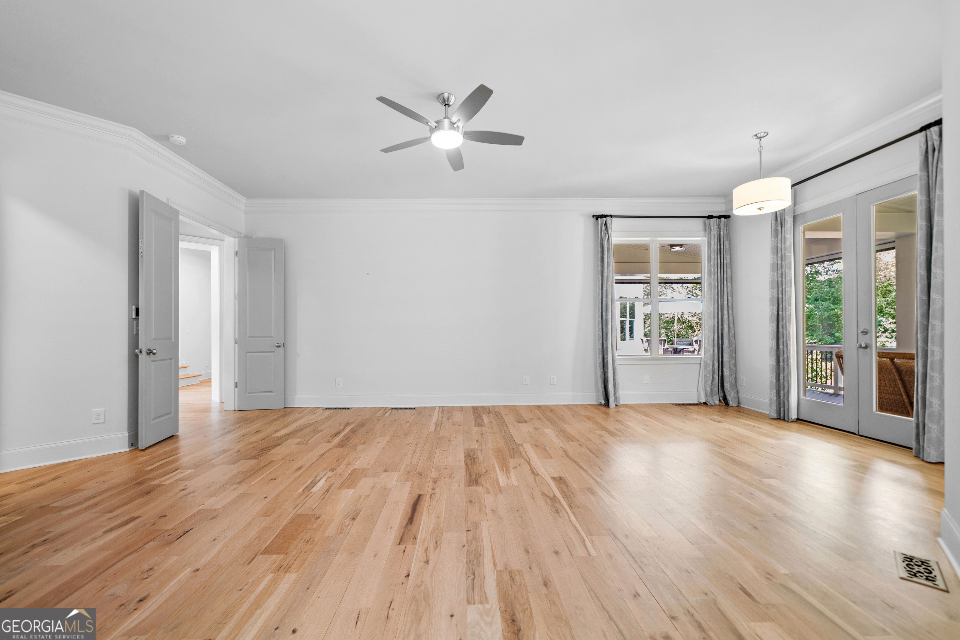 Milton, Georgia, 30004, United States, 5 Bedrooms Bedrooms, ,7 BathroomsBathrooms,Residential,Active,2011219