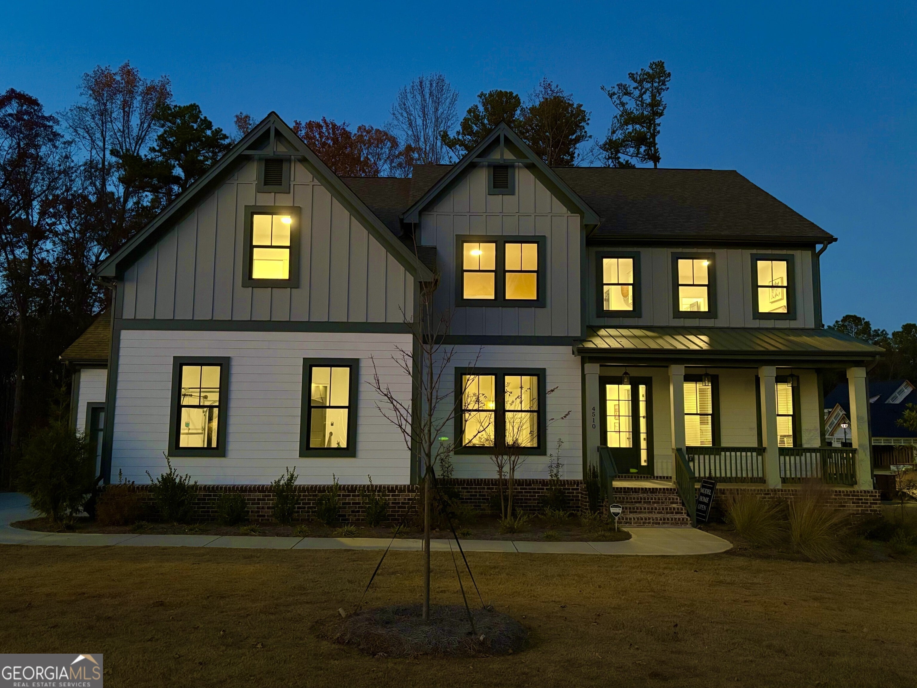 Cumming, Georgia, 30041, United States, 5 Bedrooms Bedrooms, ,5 BathroomsBathrooms,Residential,Active,1964470