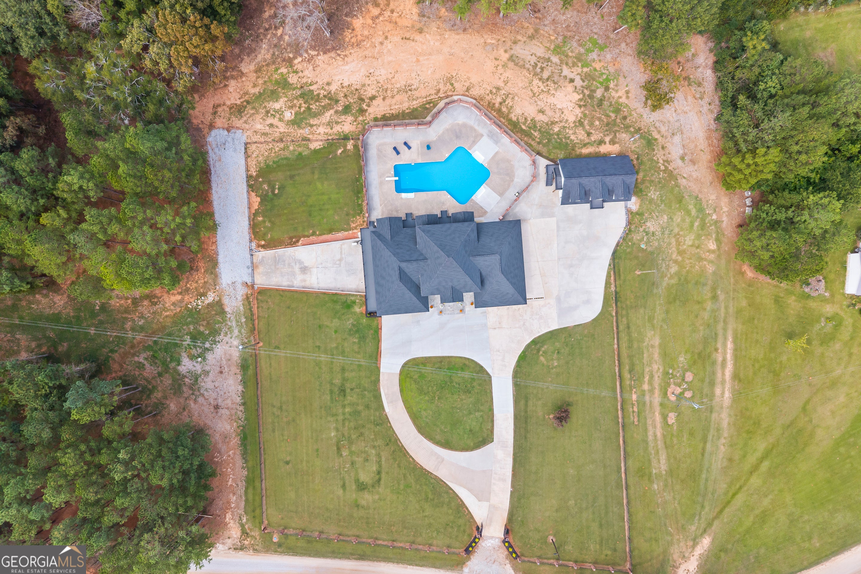 Martin, Georgia, 30557, United States, 6 Bedrooms Bedrooms, ,5 BathroomsBathrooms,Residential,Active,1964253